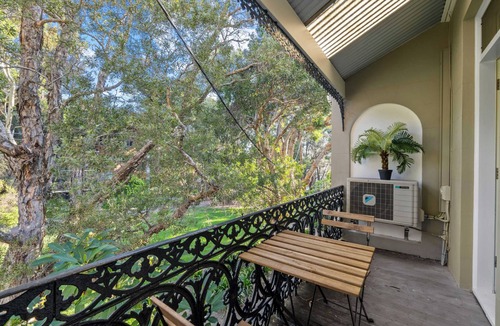 Darling Harbour House | 4BR House w Garage near ICC & Darling Harbour
