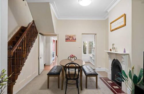 Ultimo House | 4BR House with Garage near ICC & Darling Harbour & CBD