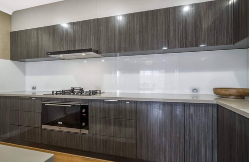 Byford House | 4BR Retreat w/BBQ & Sleeps 8+