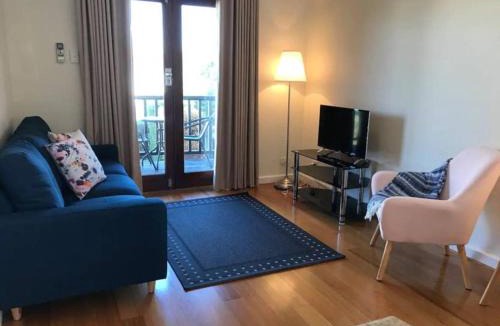 South Perth Apartment | 5 A Rose In South Perth 1br For2 Parking