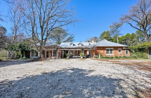 Emu Swamp House | 5 Bedroom Charming Homestead on Vineyard