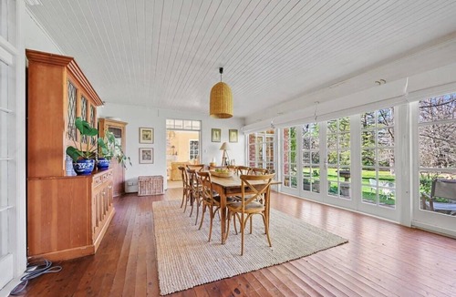 Emu Swamp House | 5 Bedroom Charming Homestead on Vineyard