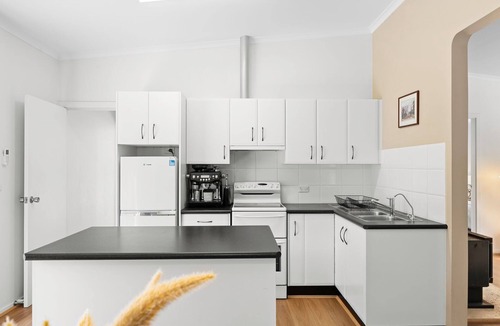 Narooma House | 5 Ross Street , Narooma NSW 2546