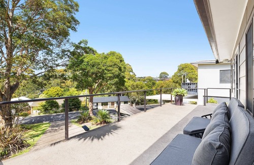 Narooma House | 5 Ross Street , Narooma NSW 2546