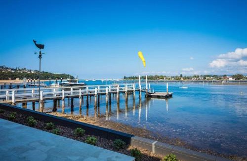 Merimbula House | 6 Main Street "SouthWind"