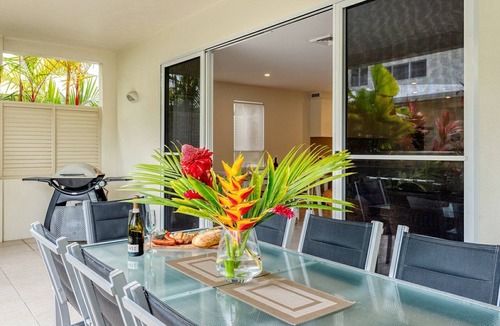 Port Douglas House | 7 Plantation House - Beachfront Location
