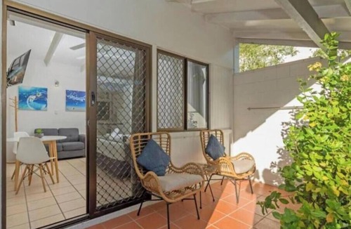 Nelly Bay Apartment | 71 Mandalay : Studio