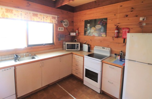 Mallacoota House | 71 Mirrabooka Road