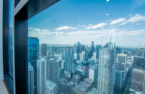 Melbourne Central Business District Apartment | 71st Floor Luxury Apartment | Melbourne CBD