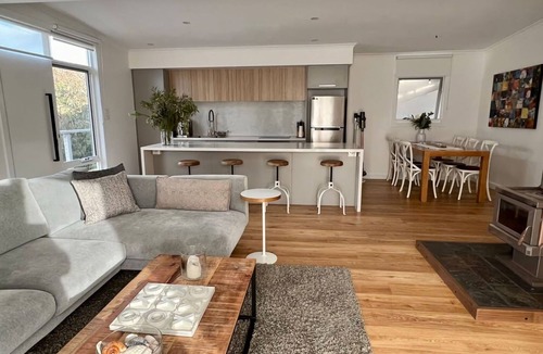 Sandy Point House | 72 The Boulevard Stay 3 Pay 2 Winter Special