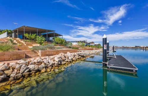 Exmouth House | 78 Madaffari Drive