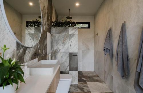 Treeton Ski Chalet | 8 Paddocks Chalet One