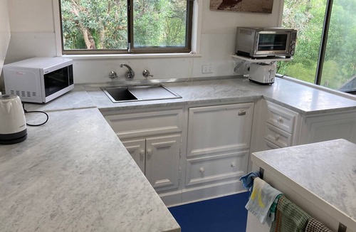 Venus Bay House | 93 Atherton -perfect for couples or small families
