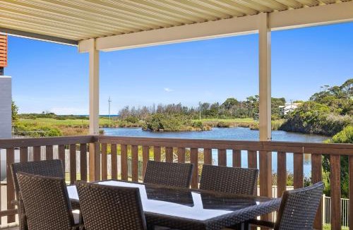 Dalmeny House | 95 Cresswick Parade Dalmeny