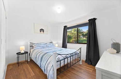 Dalmeny House | 95 Cresswick Parade Dalmeny