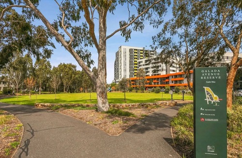 Parkville Apartment | A 2BR Apt in Parkville Near the Melbourne Zoo