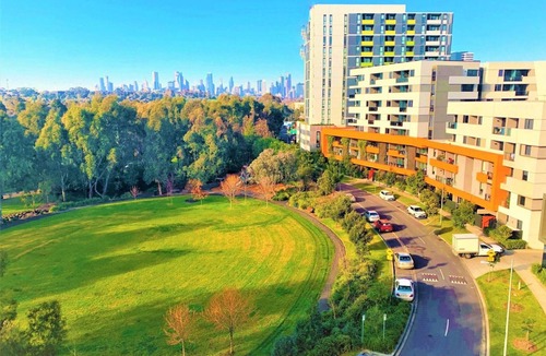Parkville Apartment | A 2BR Apt in Parkville Near the Melbourne Zoo