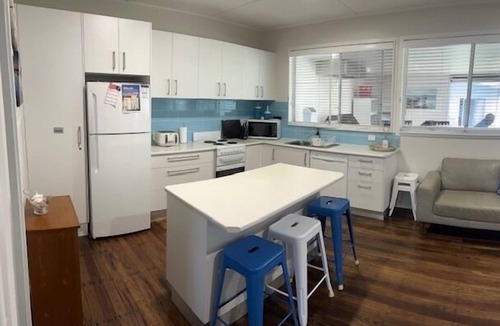 Shoal Bay House | A beach house with colour!