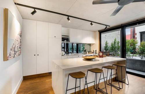 Fitzroy Apartment | A Designer's Dream in the Heart of Trendy Fitzroy