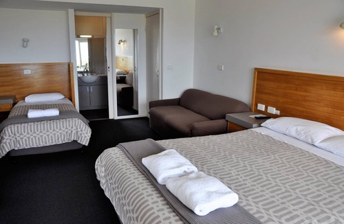 Apollo Bay Hotel | A Great Ocean View Motel