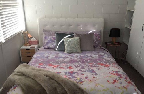 Port Lincoln Apartment | A & K Miller's Port Lincoln Studio Apartment