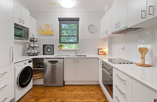 Wagga Wagga Apartment | A La Maison - CBD Location, Parisian Influence