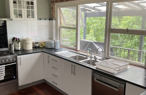 Denmark House | A quiet comfortable space in the trees close to all the attractions of Denmark