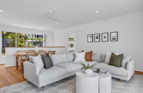Merimbula Cabin | A Short Time - 3 Bedroom House