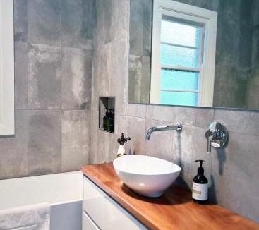 Dubbo Villa | A Stunning BnB - You won't want to leave!