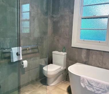 Dubbo Villa | A Stunning BnB - You won't want to leave!