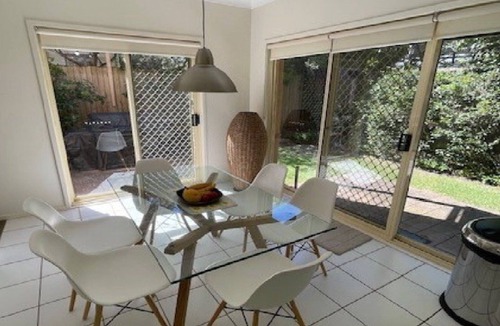 Hawks Nest House | A Travellers Delight On Kikarra. WiFi