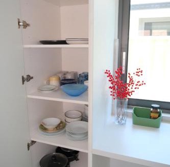 Belmont House | A2 Airport 2BR Haven - Garden & Parking