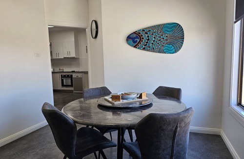 Port Lincoln Apartment | Aart Apartments Port Lincoln, Accommodation in the CBD, 100m from the beach.