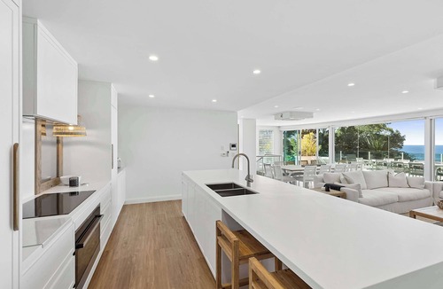 Terrigal Apartment | Adults-Only Luxe Stay | Private Spa, Walk to Beach