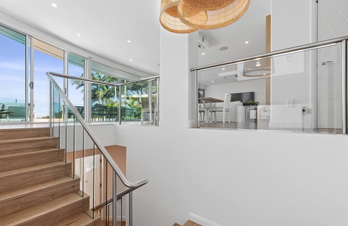 Terrigal Apartment | Adults-Only Luxe Stay | Private Spa, Walk to Beach