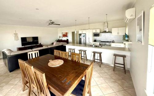 Kingscote House | Africaine Voyage