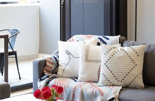 Lidcombe Apartment | Aircabin - Olympic Park - Cheerful - 3 Beds APT