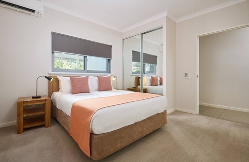 Redcliffe Apartment | Airport Apartments by Vetroblu
