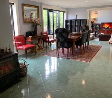 Trentham House | Akyra - Trentham VIC