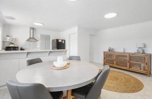 Hayborough House | Albatross-96 Albatross Ave Hayborough - No Linen Included