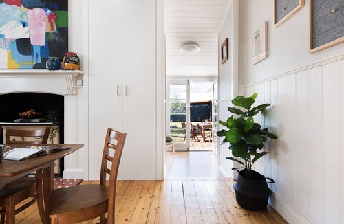 Daylesford House | Albert Cottage - charming miner's cottage in the heart of town
