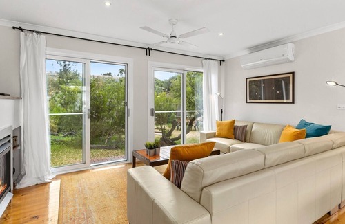 Ocean Grove House | Alice's Palace, 2-minute walk to lifeguard patrolled main surf beach