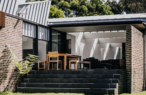Wattle Hill House | Alkina Lodge 2 ~ Great Ocean Road