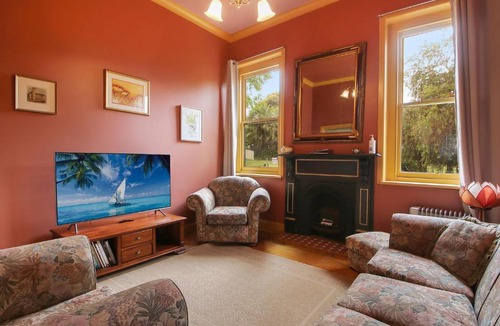 Beechworth House | Allen Street