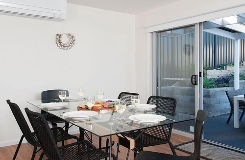 Fingal Bay House | Aloha Beach House