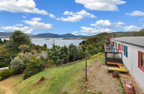 East Jindabyne Cabin | Alps Lakeview Lodge