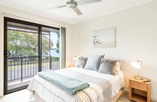 Iluka House | Amarco - Waterfront Sunsets in Iluka