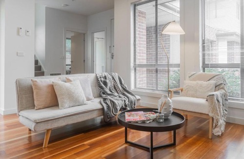 Clayton House | Amazing Clayton 3BR Family Home
