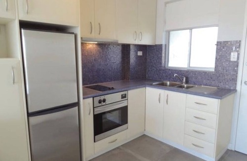 Fremantle Apartment | Amazing River Views- 2br Apartment -Free Parking in Fremantle near George Street