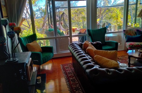 Heathcote House | Amazing Views over the National Park